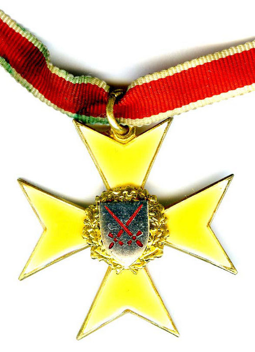 Product picture Real Noble Knight ore Dame Title